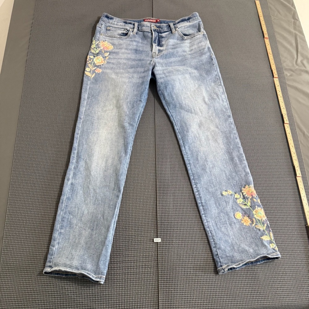 Lucky Legend Sweet Mid Rise Straight Floral Embroidered Jeans Size 12/31A